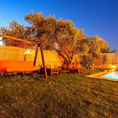 Karya Luxury - With Private Pool For 6 People In Hisaroenue فيلة فتحية