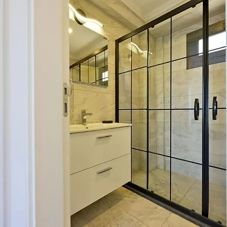 فيلة Karya Luxury - With Private Pool For 6 People In Hisaroenue