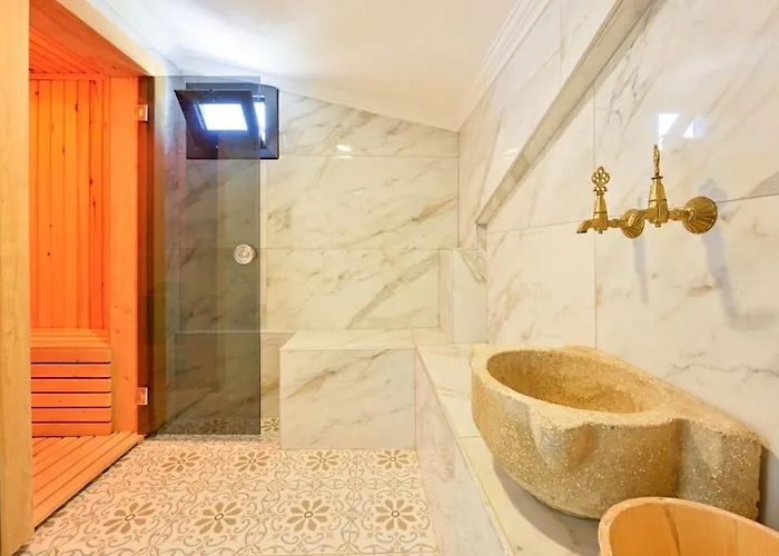 Karya Luxury - With Private Pool For 6 People In Hisaroenue Vila Fethiye