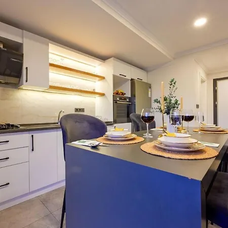 Karya Luxury - With Private Pool For 6 People In Hisaroenue فتحية